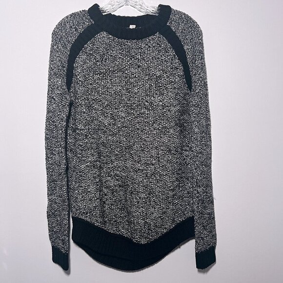 Lululemon Merino Wool Chunky Knit Oversized Sweater 6 NWOT - Picture 10 of 13